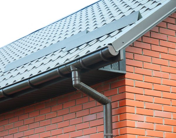 Cost of Roof Downspout Replacement in Sioux City