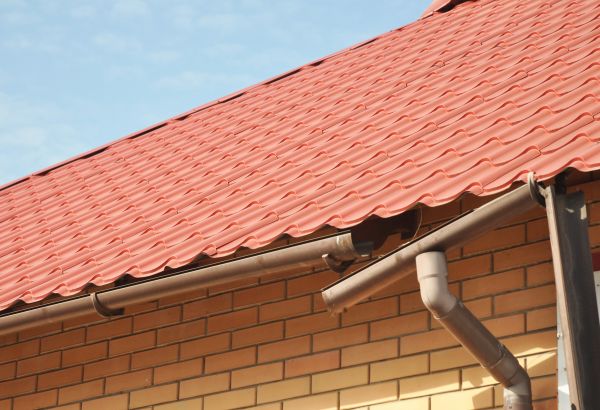 Loose Gutter Repair in Sioux City